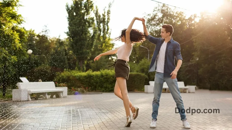 Cheap Date Ideas for Teens That Are Actually Romantic and Memorable