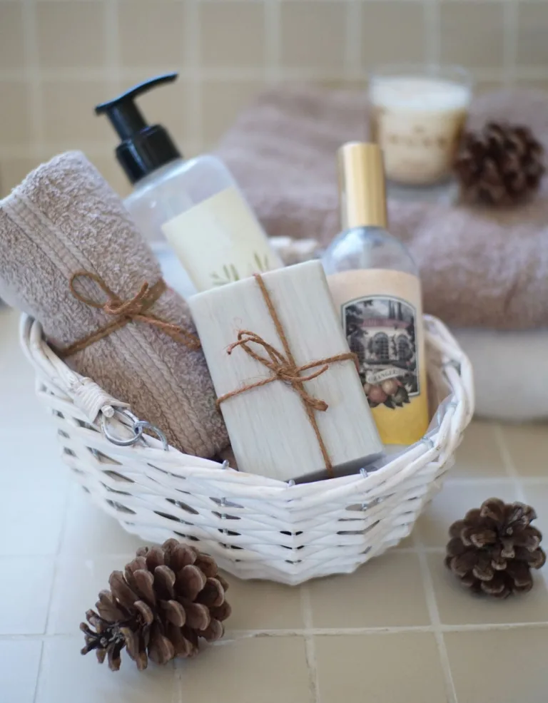 20 Thoughtful Christmas Gifts for Mom (That Don’t Look Last-Minute)